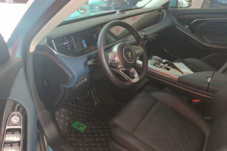 Used VOYAH FREE 2021 Four-Wheel Drive Standard All-Electric Exclusive Luxury Package Driver Seat