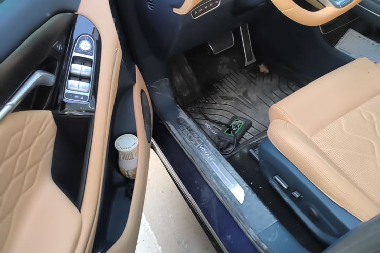 Used VOYAH FREE 2021 Four-Wheel Drive Standard Range-Extended Exclusive Luxury Package Driver Seat