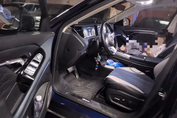 Used VOYAH FREE 2021 Four-Wheel Drive Standard Range-Extended Exclusive Luxury Package Driver Seat