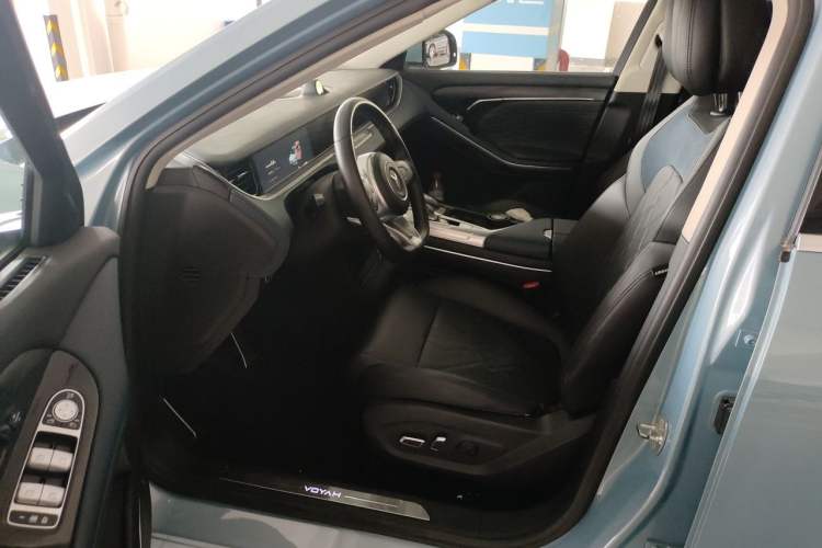 Used VOYAH FREE 2021 Two-Wheel Drive Standard Pure Electric Version Driver Seat