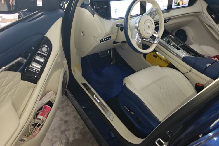 Used VOYAH FREE 2021 Four-Wheel Drive All-Electric First Edition Commemorative Edition Exclusive Luxury Package Driver Seat