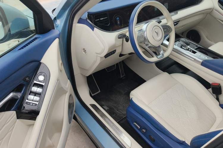 Used VOYAH FREE 2021 Four-Wheel Drive Standard All-Electric Exclusive Luxury Package Driver Seat