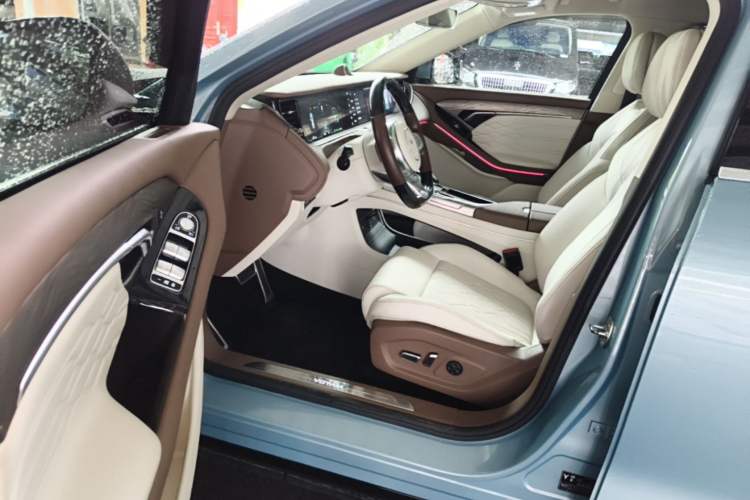 Used VOYAH FREE 2021 Four-Wheel Drive All-Electric First Edition Commemorative Edition Exclusive Luxury Package Driver Seat