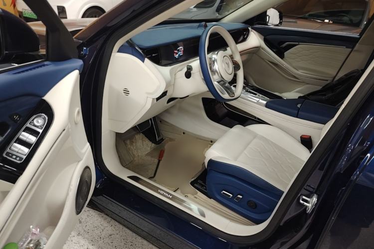Used VOYAH FREE 2021 Four-Wheel Drive Standard Range-Extended Exclusive Luxury Package Driver Seat
