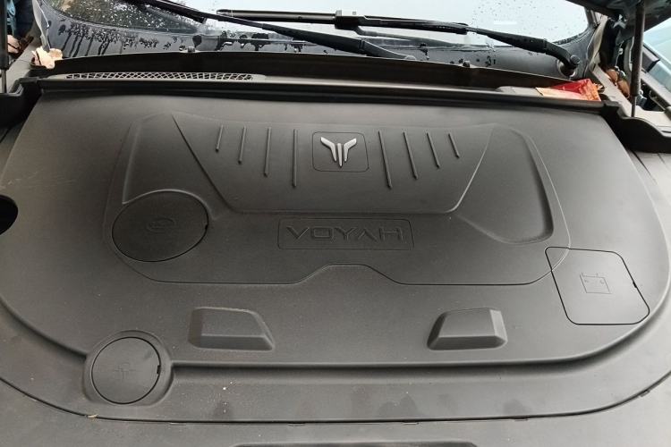 Used VOYAH FREE 2021 Four-Wheel Drive Extended-Range First-Edition Commemorative Model Engine Bay