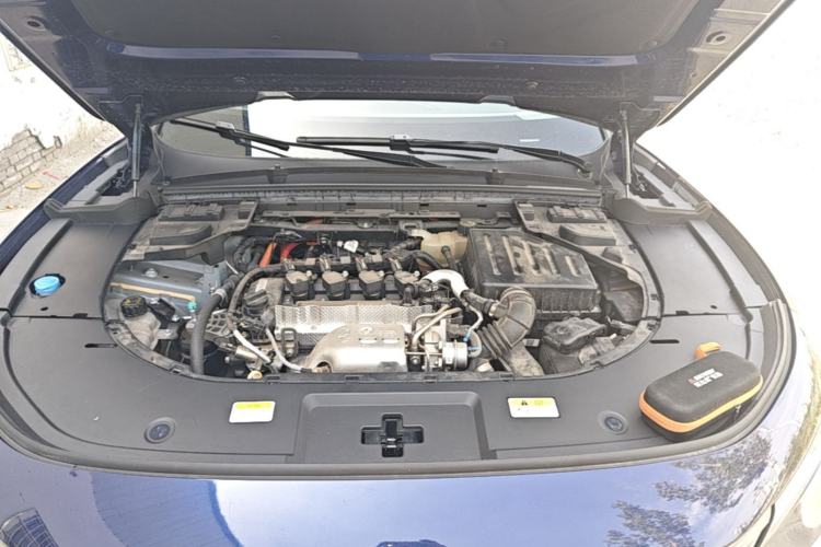 Used VOYAH FREE 2021 Four-Wheel Drive Standard Range-Extended Exclusive Luxury Package Engine Bay
