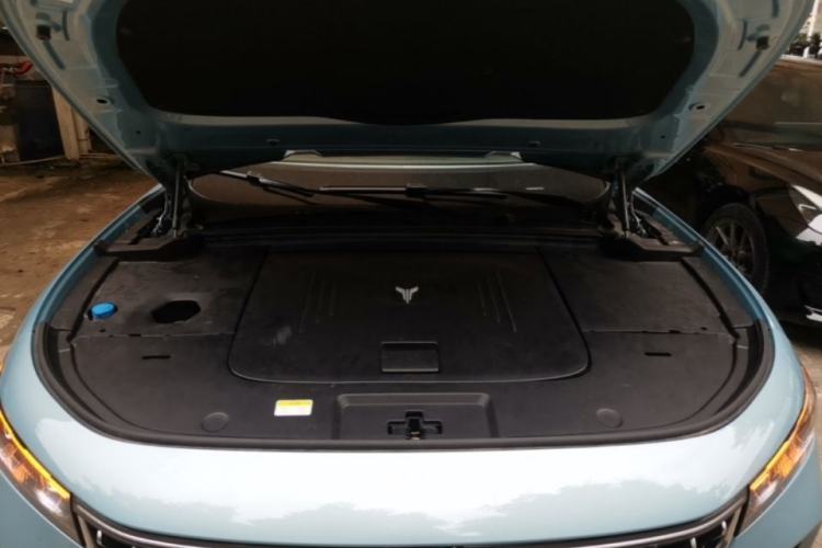 Used VOYAH FREE 2021 Two-Wheel Drive Standard Pure Electric Version Engine Bay