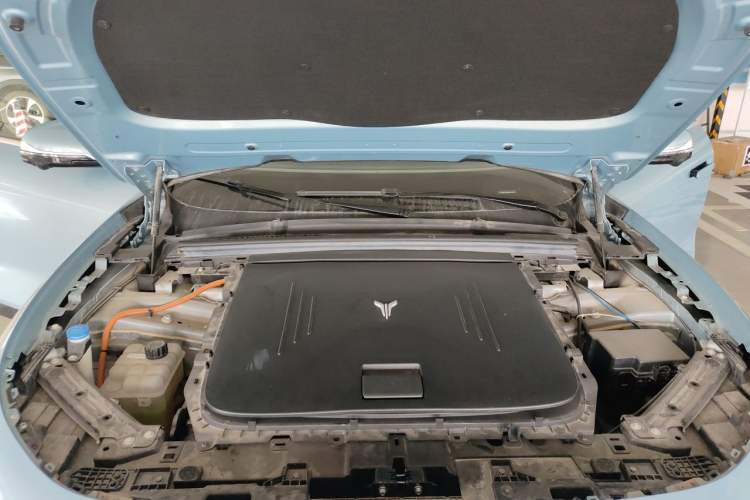 Used VOYAH FREE 2021 Two-Wheel Drive Standard Pure Electric Version Engine Bay