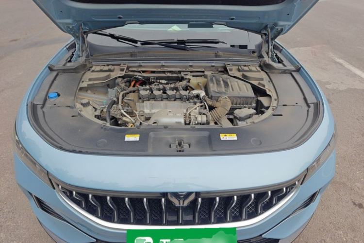 Used VOYAH FREE 2021 Four-Wheel Drive Standard Range-Extended Exclusive Luxury Package Engine Bay
