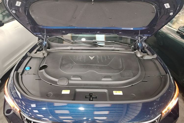 Used VOYAH FREE 2021 Four-Wheel Drive Standard Range-Extended Exclusive Luxury Package Engine Bay