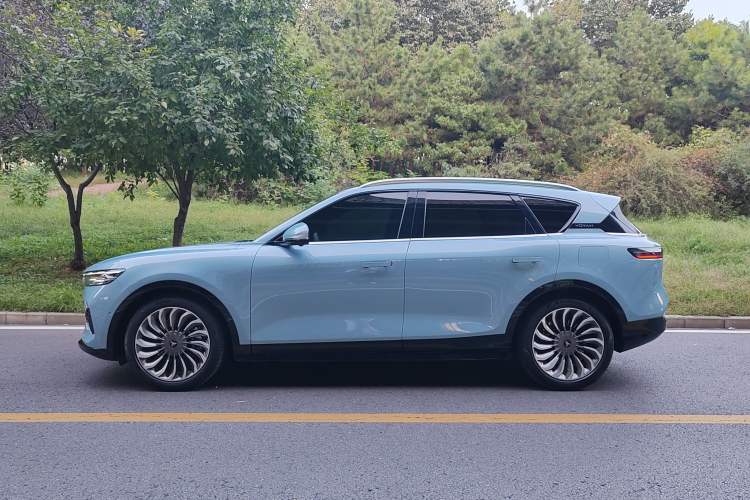 Used VOYAH FREE 2021 Four-Wheel Drive Extended-Range First Edition Commemorative Edition Exclusive Luxury Package Exterior 5