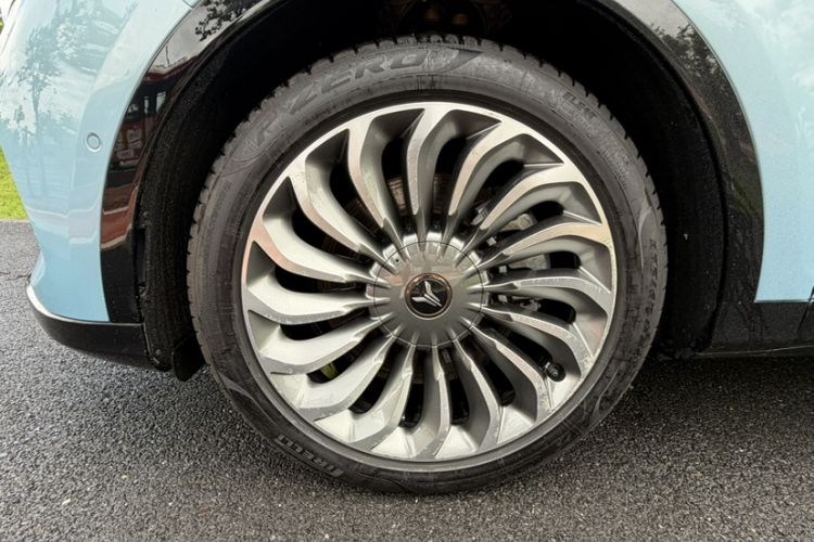 Used VOYAH FREE 2021 Four-Wheel Drive Standard All-Electric Exclusive Luxury Package Exterior 7
