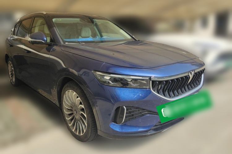 Used VOYAH FREE 2021 Four-Wheel Drive Standard All-Electric Exclusive Luxury Package Front Right 45 Deg