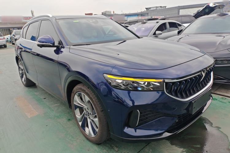 Used VOYAH FREE 2021 Four-Wheel Drive Extended-Range First Edition Commemorative Edition Exclusive Luxury Package Front Right 45 Deg