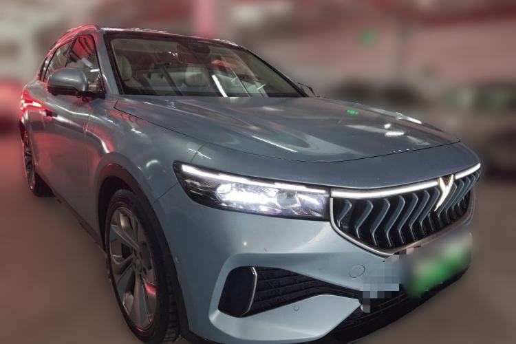 Used VOYAH FREE 2021 Four-Wheel Drive Standard Range-Extended Exclusive Luxury Package Front Right 45 Deg