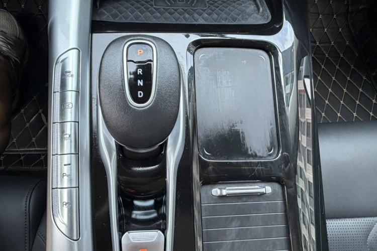 Used VOYAH FREE 2021 Four-Wheel Drive Standard All-Electric Exclusive Luxury Package Gear Lever