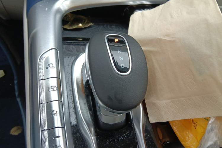 Used VOYAH FREE 2021 Four-Wheel Drive Standard Range-Extended Version Gear Lever