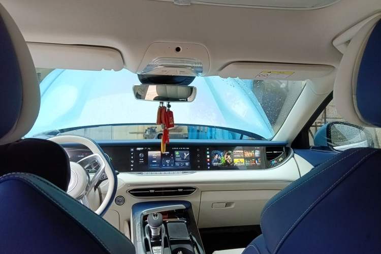 Used VOYAH FREE 2021 Four-Wheel Drive Extended-Range First-Edition Commemorative Model Headliner