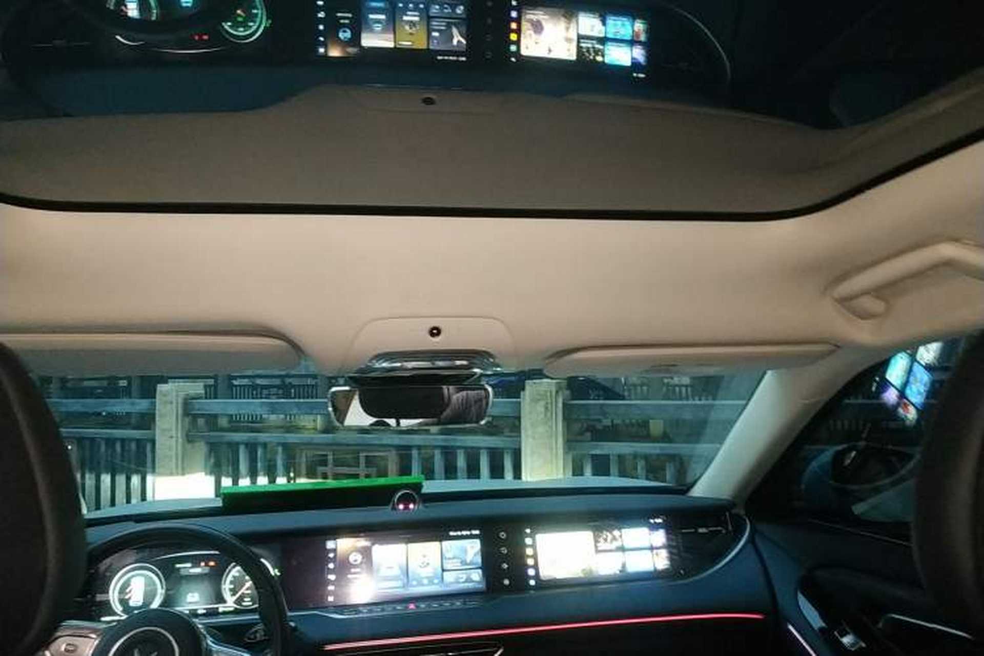 Used VOYAH FREE 2021 Four-Wheel Drive Standard Range-Extended Exclusive Luxury Package Headliner