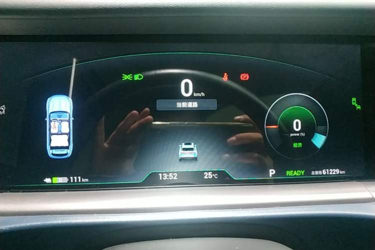 Used VOYAH FREE 2021 Four-Wheel Drive Standard All-Electric Exclusive Luxury Package Instrument Cluster