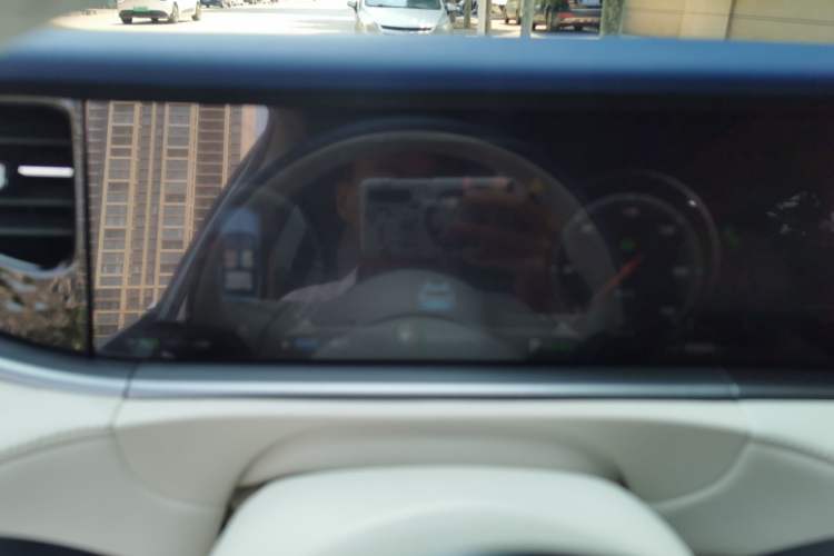 Used VOYAH FREE 2021 Four-Wheel Drive Standard Range-Extended Exclusive Luxury Package Instrument Cluster