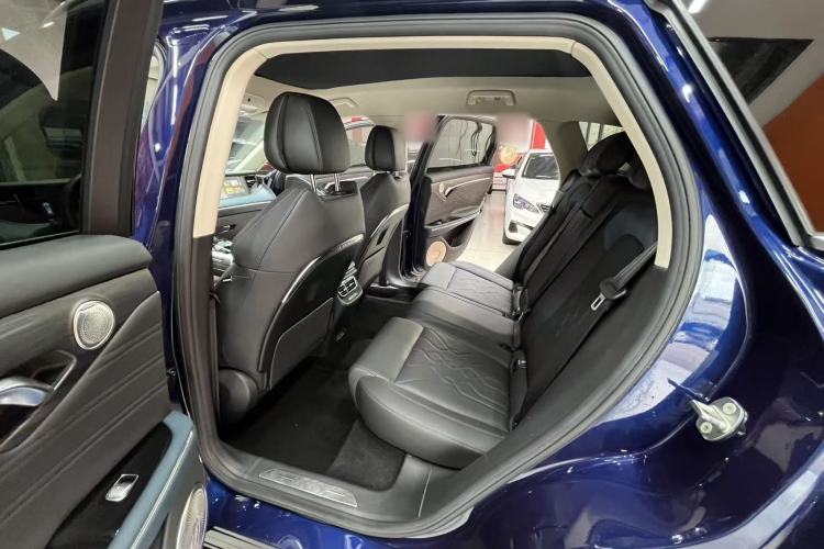 Used VOYAH FREE 2021 Four-Wheel Drive Standard All-Electric Exclusive Luxury Package Interior 2
