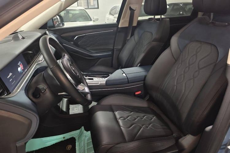 Used VOYAH FREE 2021 Four-Wheel Drive All-Electric First Edition Commemorative Edition Exclusive Luxury Package Interior 4