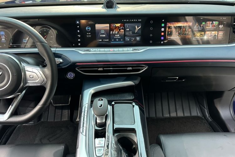 Used VOYAH FREE 2021 Four-Wheel Drive Standard Range-Extended Exclusive Luxury Package Interior 8