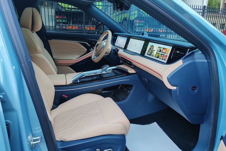 Used VOYAH FREE 2021 Four-Wheel Drive Extended-Range First Edition Commemorative Edition Exclusive Luxury Package Interior 9