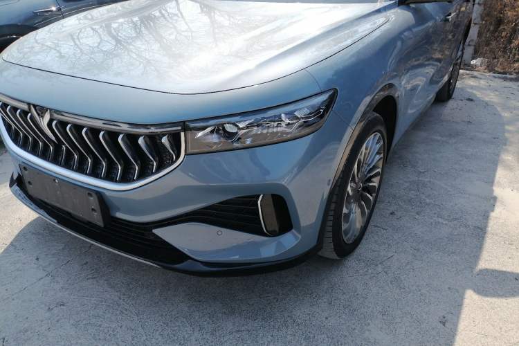 Used VOYAH FREE 2021 Four-Wheel Drive Standard All-Electric Exclusive Luxury Package Left Front Headlight