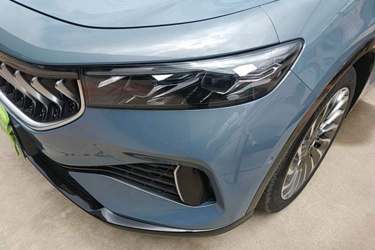 Used VOYAH FREE 2021 Four-Wheel Drive All-Electric First Edition Commemorative Edition Exclusive Luxury Package Left Front Headlight