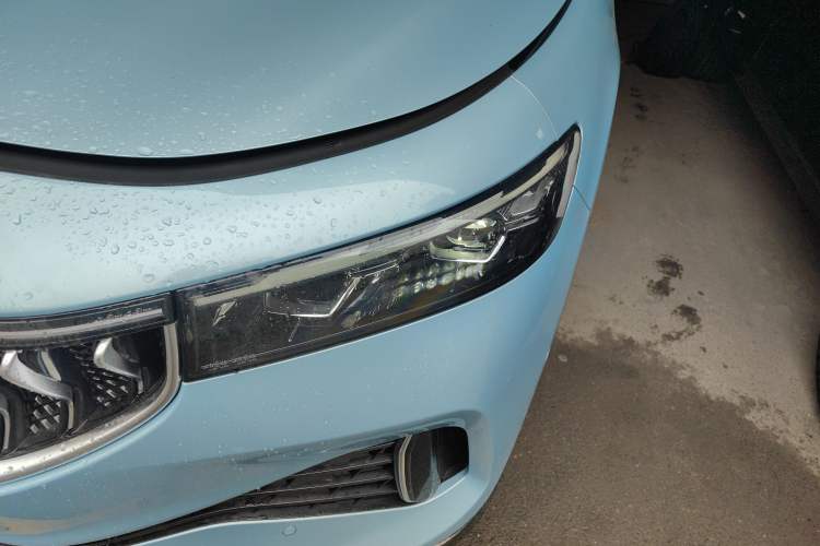 Used VOYAH FREE 2021 Four-Wheel Drive Standard All-Electric Exclusive Luxury Package Left Front Headlight