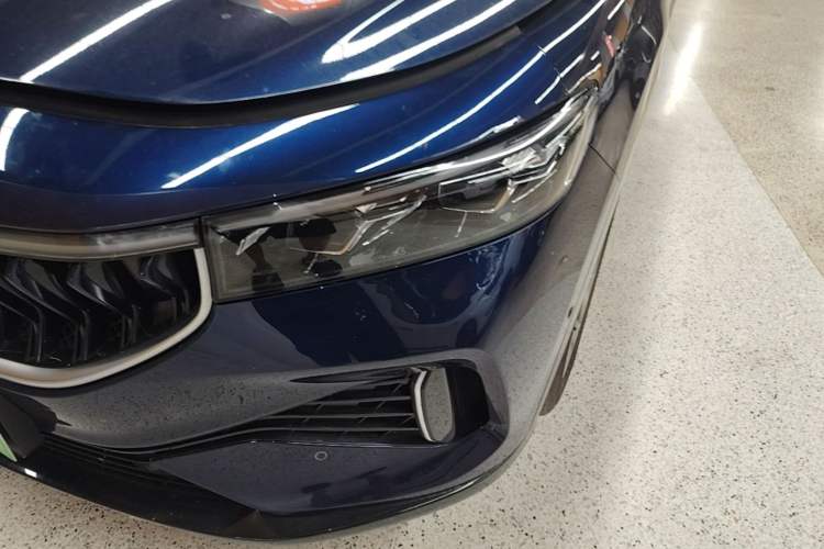 Used VOYAH FREE 2021 Four-Wheel Drive Standard Range-Extended Exclusive Luxury Package Left Front Headlight