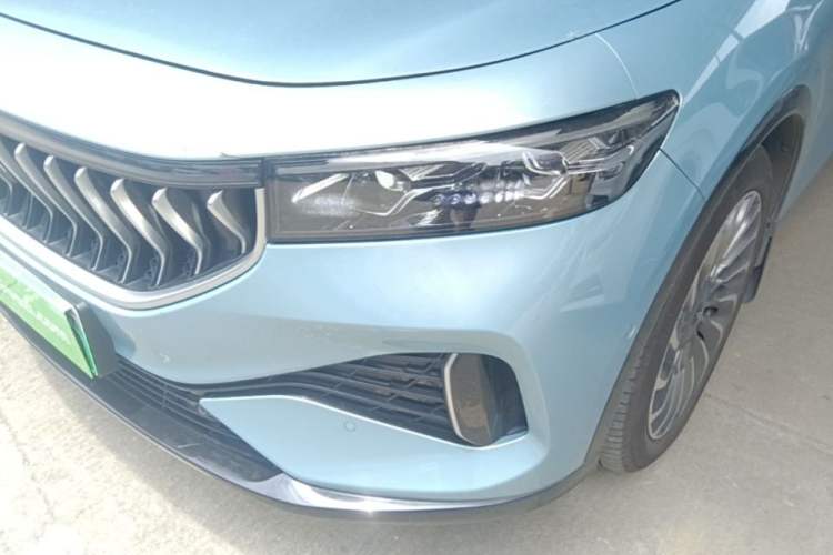 Used VOYAH FREE 2021 Four-Wheel Drive Standard Range-Extended Exclusive Luxury Package Left Front Headlight