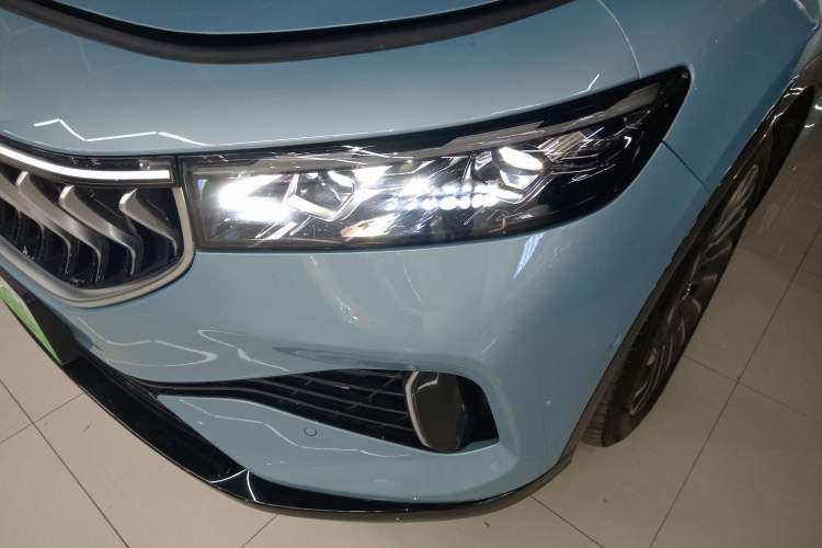 Used VOYAH FREE 2021 Four-Wheel Drive Standard Range-Extended Exclusive Luxury Package Left Front Headlight