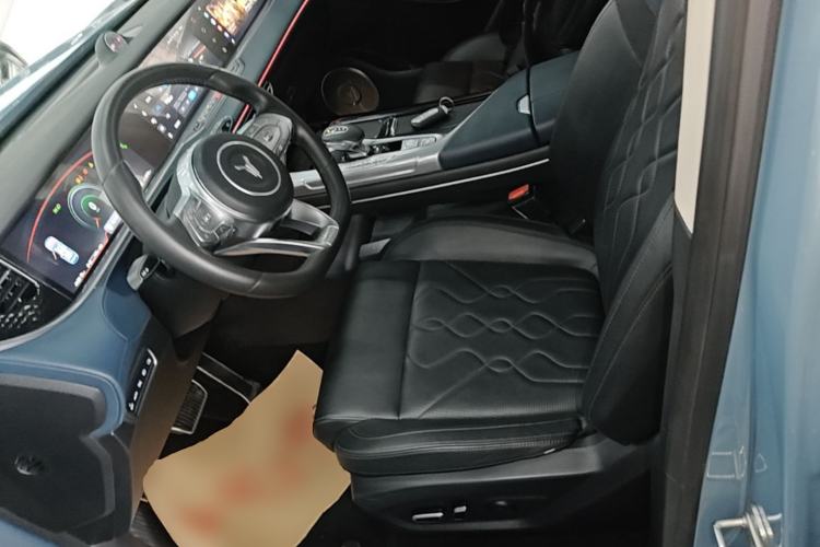 Used VOYAH FREE 2021 Four-Wheel Drive Standard Range-Extended Exclusive Luxury Package Left Front Seat
