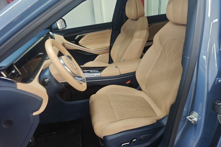 Used VOYAH FREE 2021 Four-Wheel Drive Standard Range-Extended Exclusive Luxury Package Left Front Seat