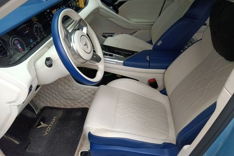 Used VOYAH FREE 2021 Four-Wheel Drive Extended-Range First-Edition Commemorative Model Left Front Seat