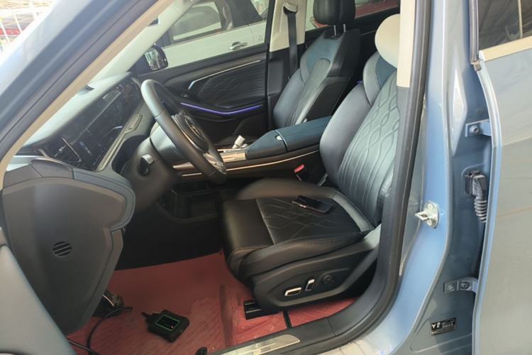 Used VOYAH FREE 2021 Four-Wheel Drive Standard Range-Extended Exclusive Luxury Package Left Front Seat