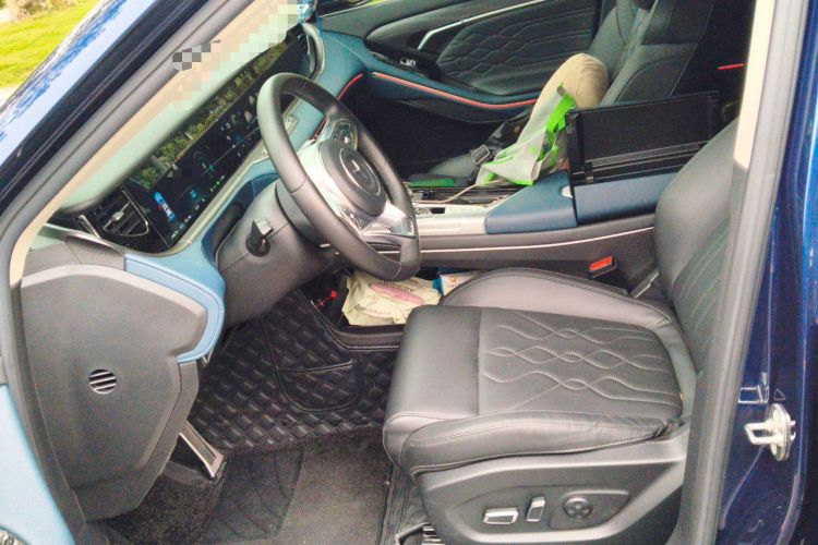 Used VOYAH FREE 2021 Four-Wheel Drive Standard Range-Extended Exclusive Luxury Package Left Front Seat