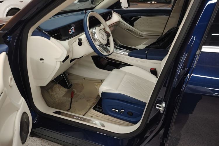 Used VOYAH FREE 2021 Four-Wheel Drive Standard Range-Extended Exclusive Luxury Package Left Front Seat