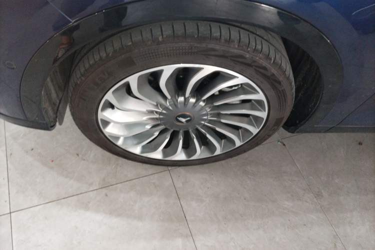 Used VOYAH FREE 2021 Two-Wheel Drive Standard Pure Electric City Edition Left Front Wheel Hub