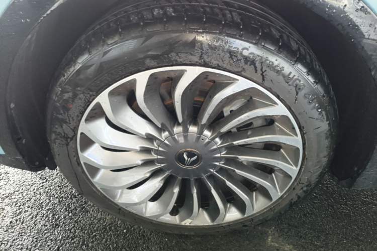 Used VOYAH FREE 2021 Four-Wheel Drive All-Electric First Edition Commemorative Edition Exclusive Luxury Package Left Front Wheel Hub