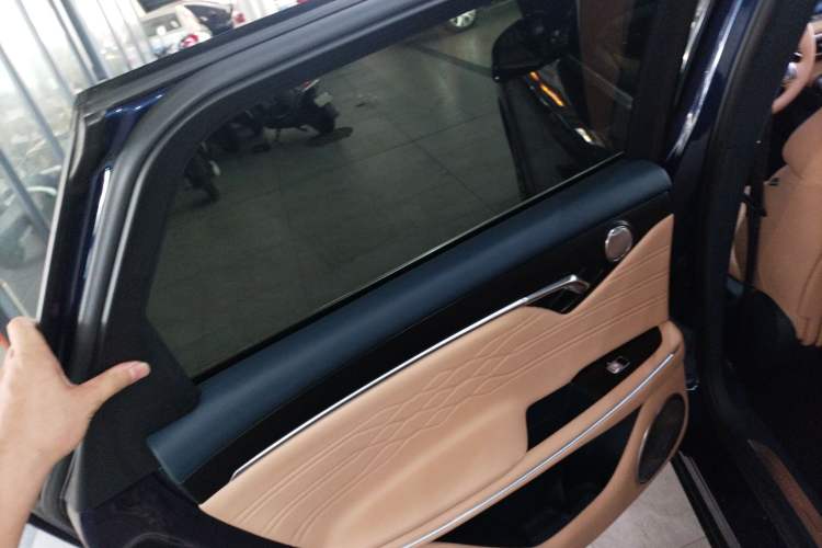 Used VOYAH FREE 2021 Two-Wheel Drive Standard Pure Electric City Edition Left Rear Door Interior