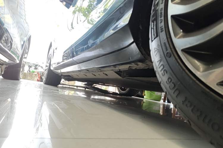 Used VOYAH FREE 2021 Four-Wheel Drive Standard Range-Extended Version Left Side Sill