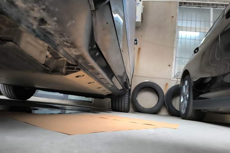 Used VOYAH FREE 2021 Four-Wheel Drive Standard Range-Extended Exclusive Luxury Package Left Side Sill