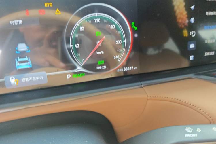 Used VOYAH FREE 2021 Four-Wheel Drive Extended-Range First Edition Commemorative Edition Exclusive Luxury Package Odometer Close Up