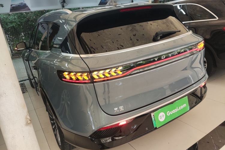 Used VOYAH FREE 2021 Four-Wheel Drive Standard Range-Extended Exclusive Luxury Package Rear Left 45 Deg