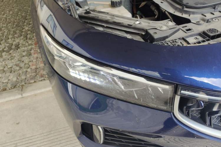 Used VOYAH FREE 2021 Four-Wheel Drive Standard All-Electric Exclusive Luxury Package Right Front Headlight