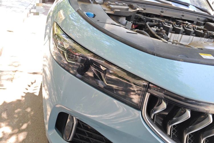 Used VOYAH FREE 2021 Four-Wheel Drive Standard Range-Extended Exclusive Luxury Package Right Front Headlight